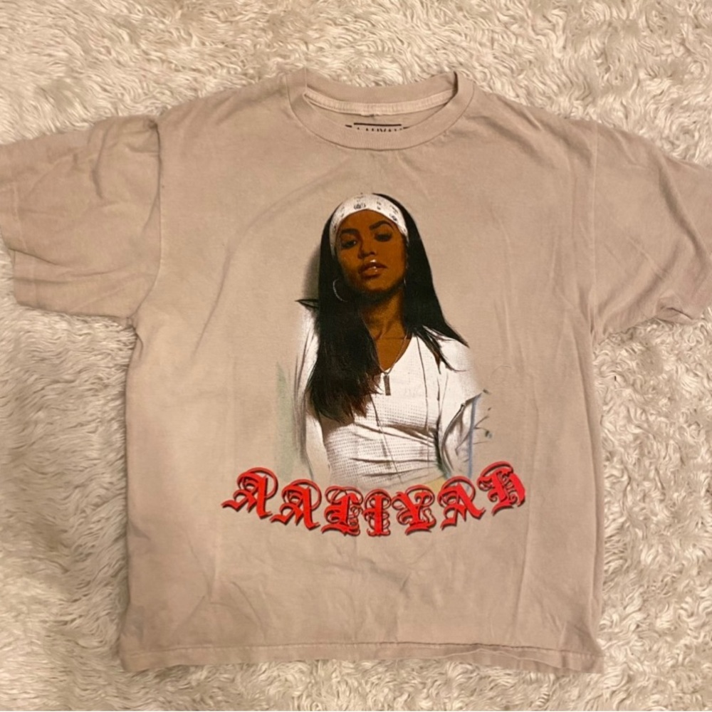 Aaliyah tee-shirt
